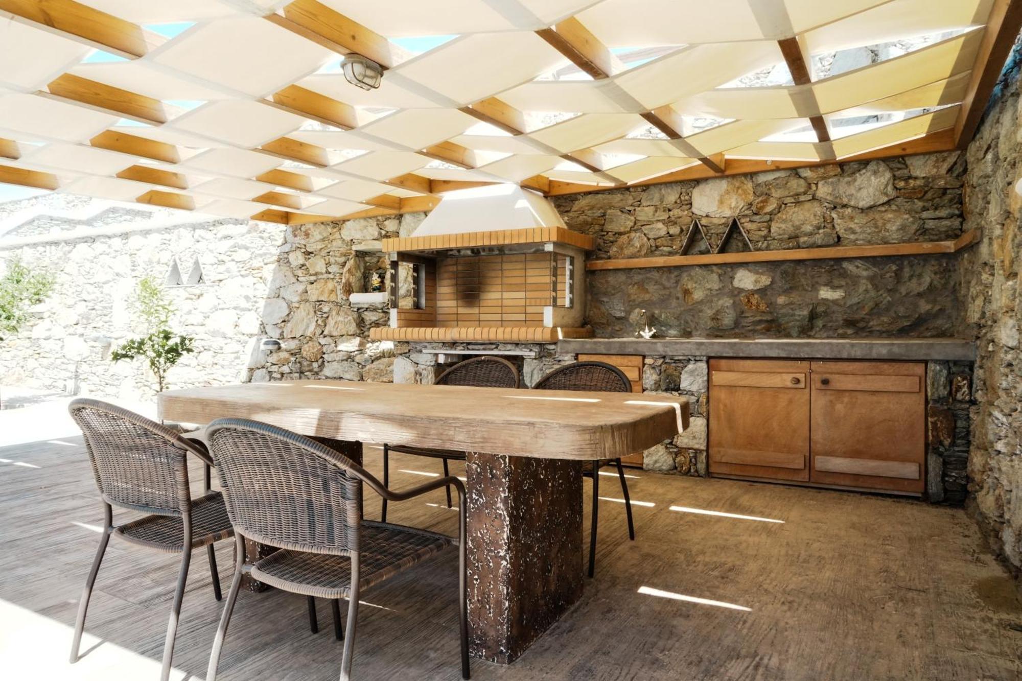 Filokalia 4 Veins - Vacation House With Sea View Каристос Экстерьер фото