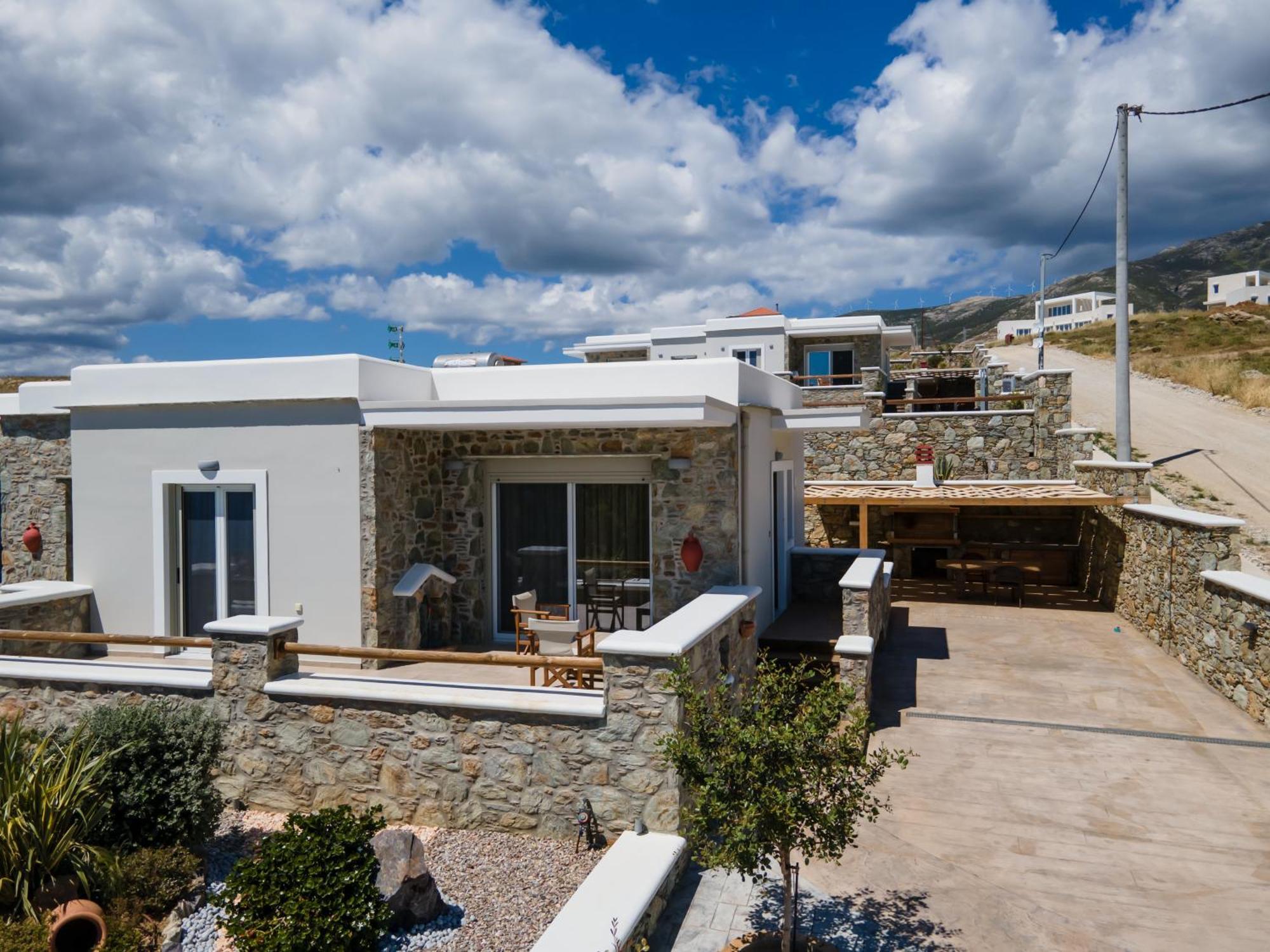 Filokalia 4 Veins - Vacation House With Sea View Каристос Экстерьер фото